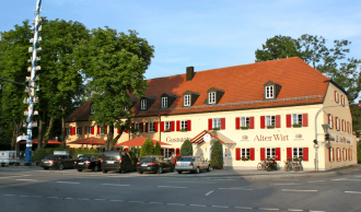 Traditionelle Bayrische Küche in gepflegtem Ambiente mit Drive In, Spielplatz und SB Biergarten