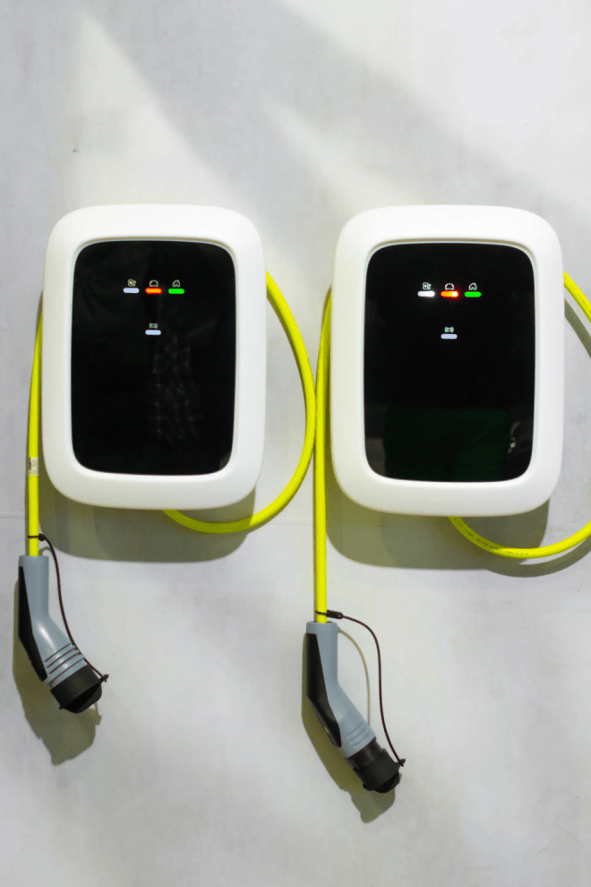 Elektromobilität Ladestationen für Elektrofahrzeuge, Wallbox-Installationen und nachhaltige Mobilitätslösungen für Ihr Zuhause oder Unternehmen.