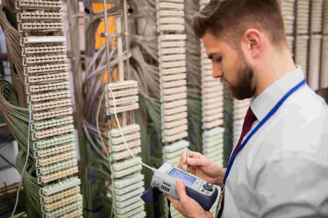 Zukunftssichere Netzwerktechnik für Unternehmen & Privatkunden