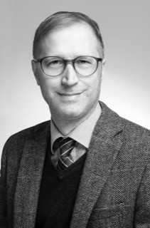 Volker Dembski | Rechtsanwalt und Fachanwalt für Strafrecht | Strafverteidiger in München seit 20 Jahren | Spezialisierung im Sexualstrafrecht