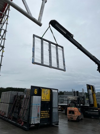 Alu, Holz oder Kunsstoff Fenster und Türen