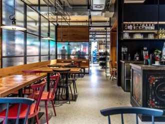 Die neue Alpina-Bar
