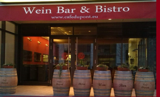 Willkommen im Bistro Crêperie Café Dupont