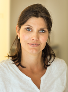 Als Fachärztin für Innere Medizin mit Zusatzbezeichnung Akupunktur und Naturheilverfahren