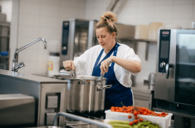 Speisen und Getränke