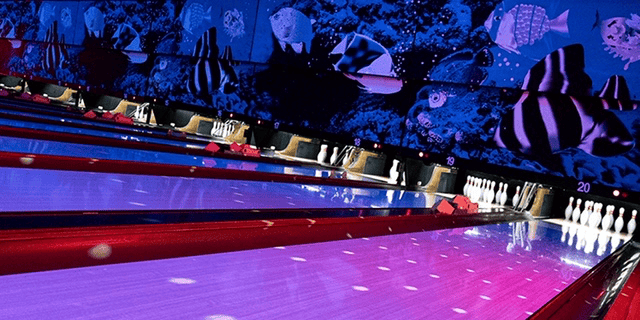 Hollywood Super Bowling