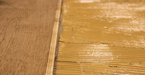 Verlegung von Massivparkett, Dielen, Schiffsboden, Laminat, Design- oder Vinylboden